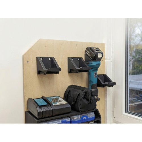 Sturdy Makita 18V tool holder for workshops
