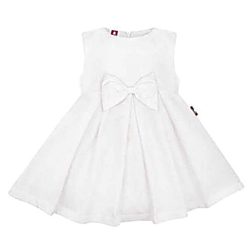 Elegant white dress with ribbon 