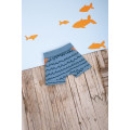 Shorts decorated with waves 